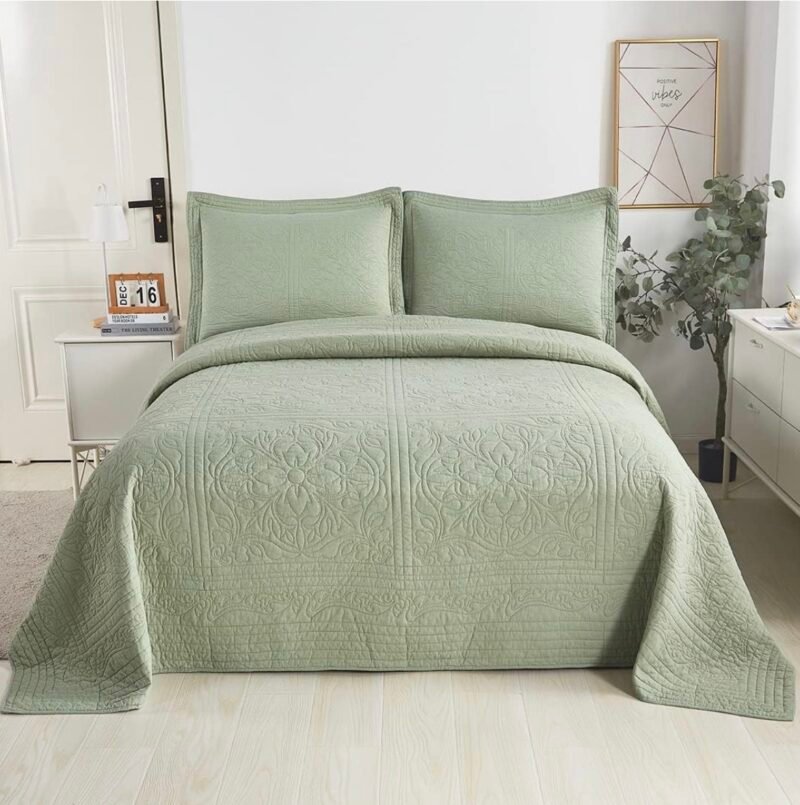 Luxurious Bedspread Green 3 pcs